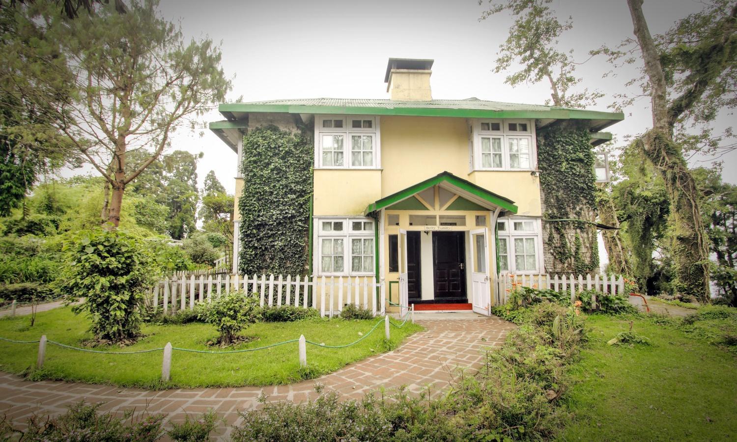 Windamere Hotel - A Colonial Heritage Darjeeling  Exterior photo