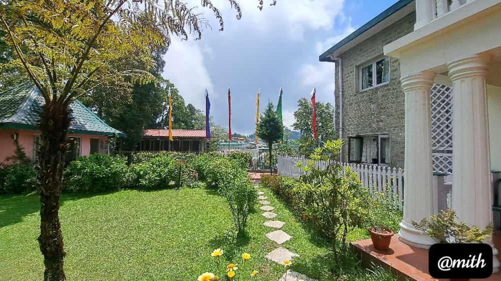 Windamere Hotel - A Colonial Heritage Darjeeling  Exterior photo