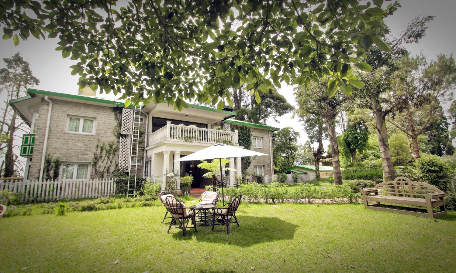 Windamere Hotel - A Colonial Heritage Darjeeling  Exterior photo